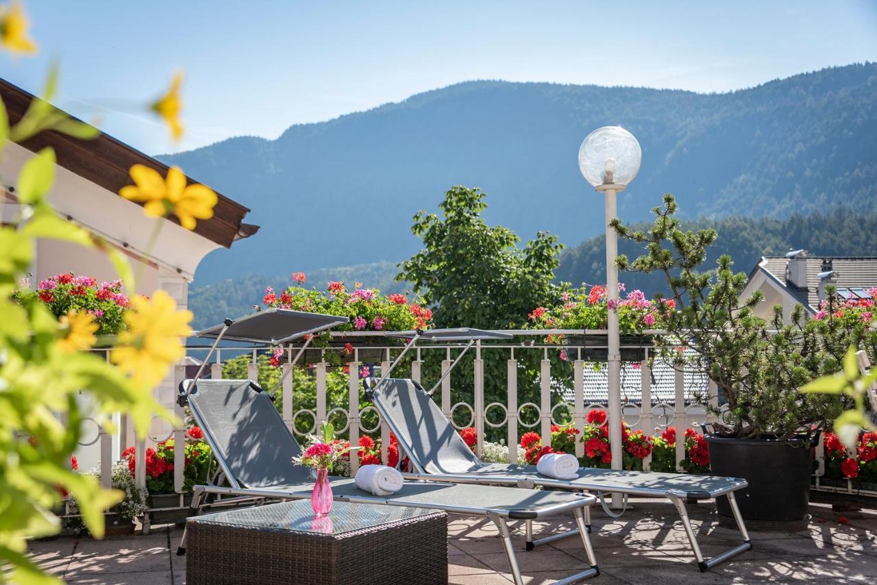Hotel Weisse Lilie - B&B Rio di Pusteria Exterior foto